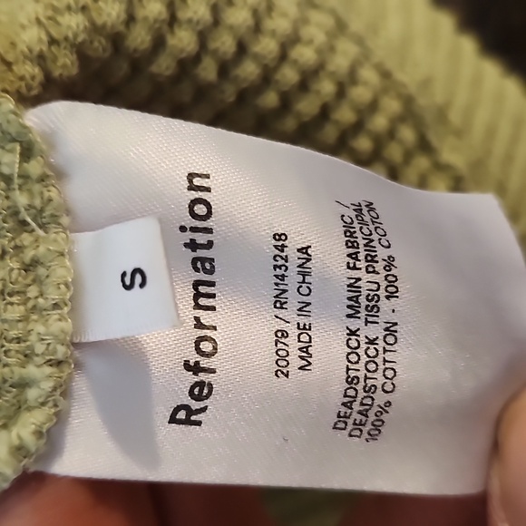 Reformation Olive Green Ribbed Sweatshirt - Picture 6 of 8